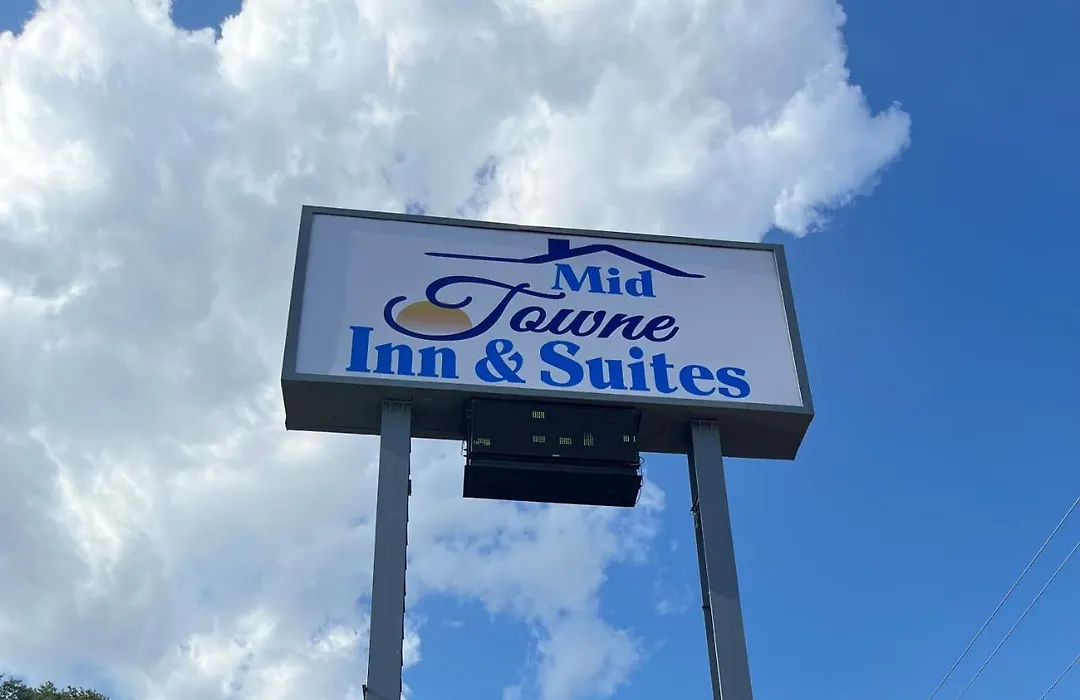 Mid Towne Inn & Suites-1